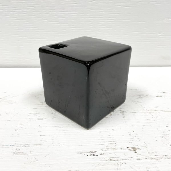 Ceramic Cube - Budvase