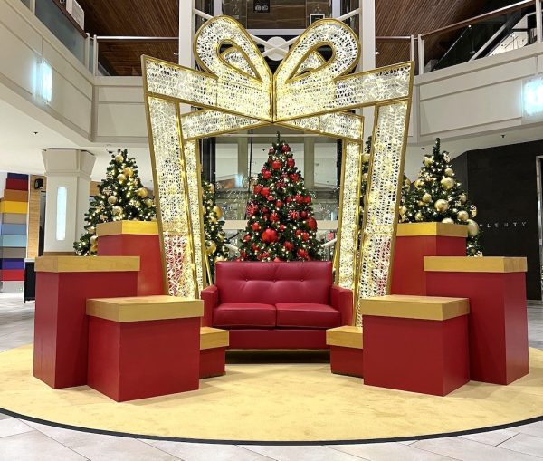 Christmas Mall Display Greenscape Design & Decor