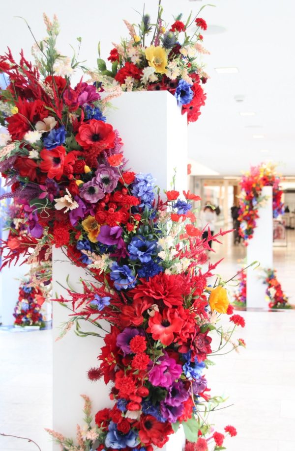 Greenscape Design Artificial Floral Backdrop and Floral Photo Op Vancouver The Amazing Brentwood
