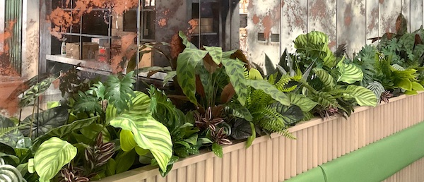 Artificial mixed tropical greenery planter
