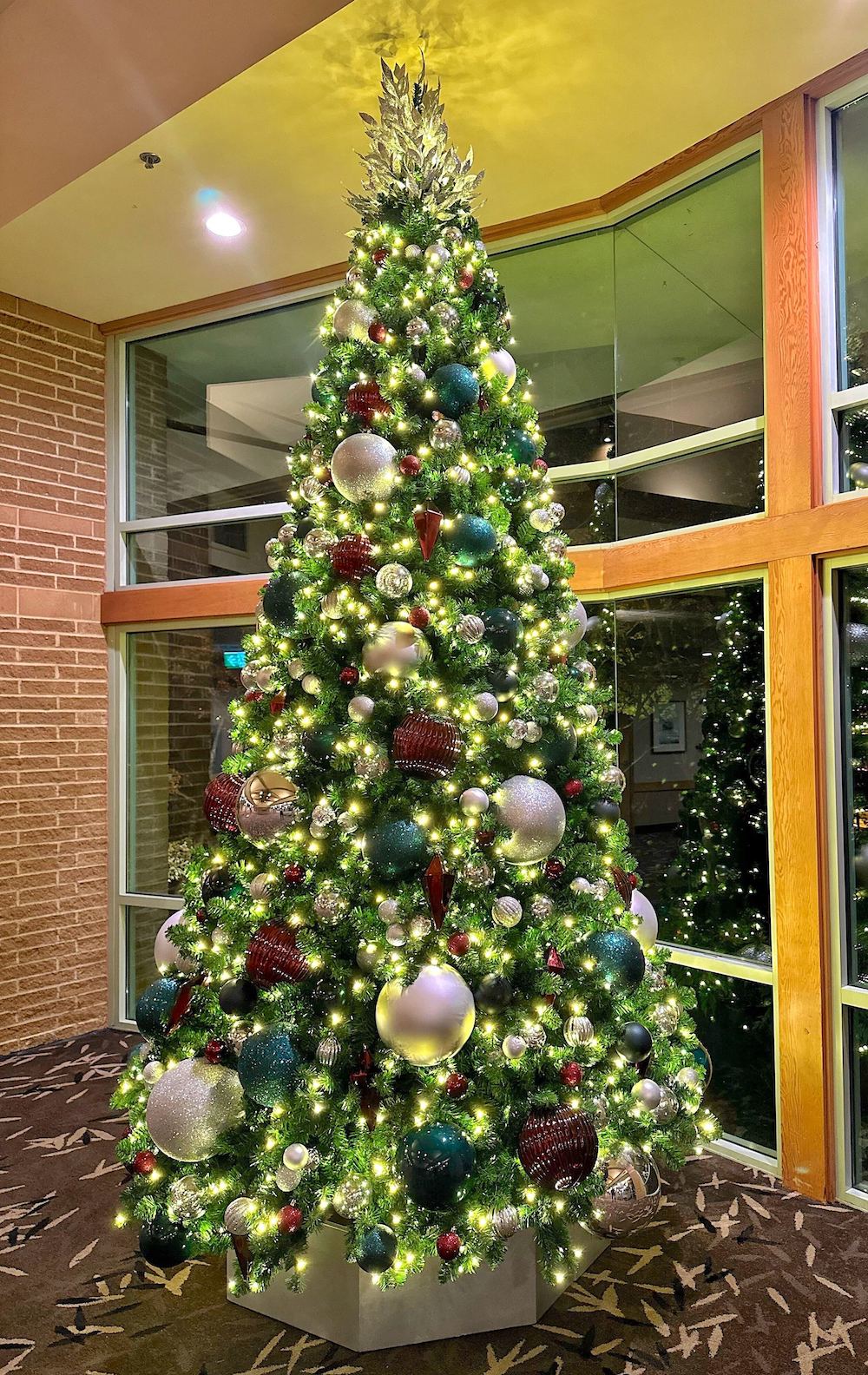 Vintage-themed Christmas decor at Point Grey Golf Course, available for rent in Vancouver