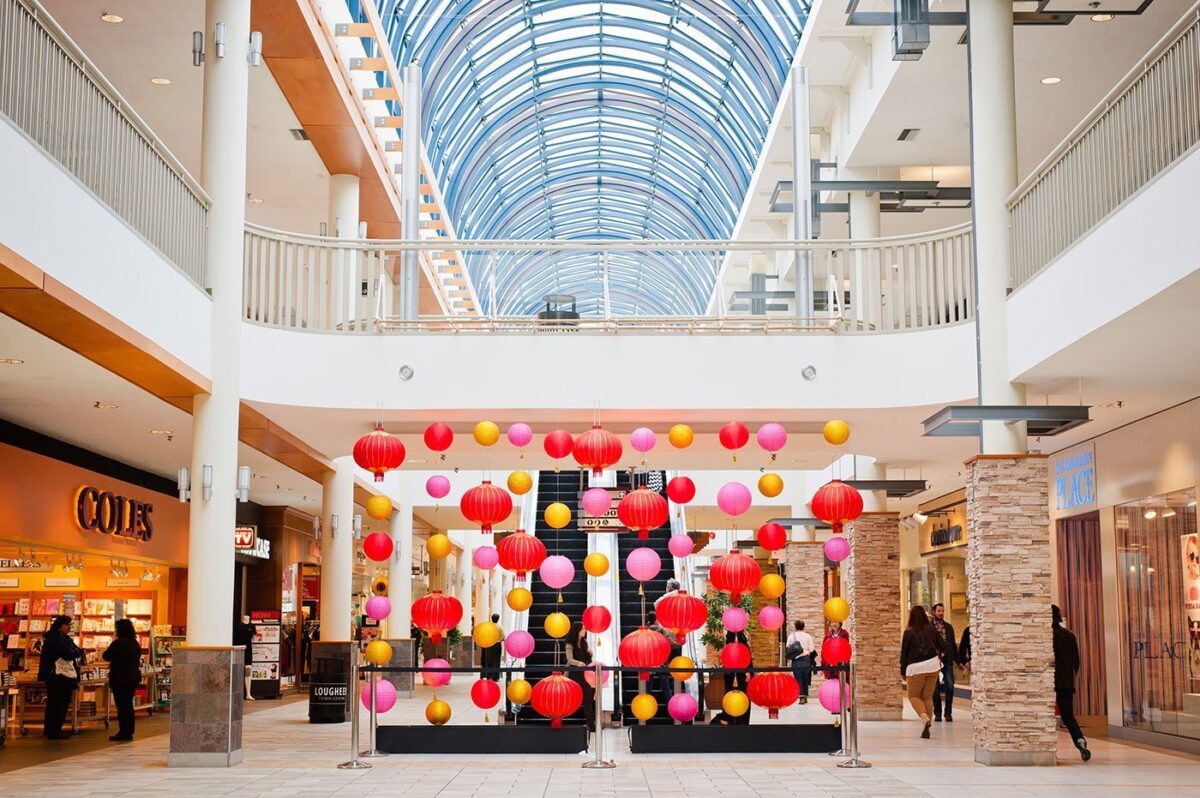 Chinese Lantern Shopping Mall Display