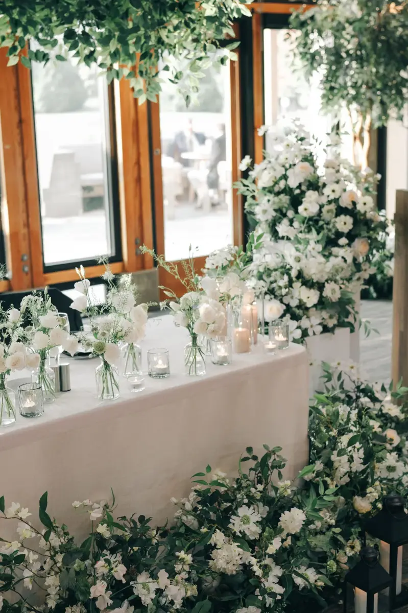 Live Bud Vases Aisle Arrangements